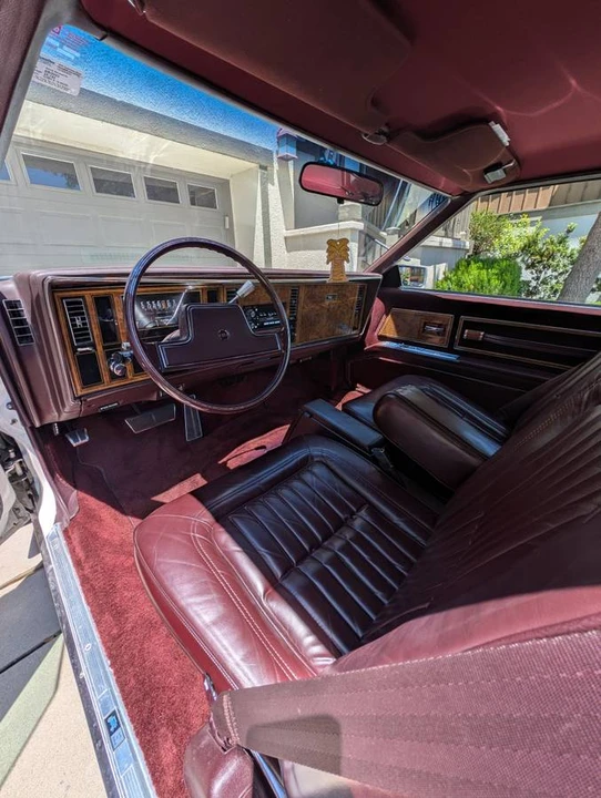 1985 Buick Riviera 4th-7th Gen - Image 11 of 18
