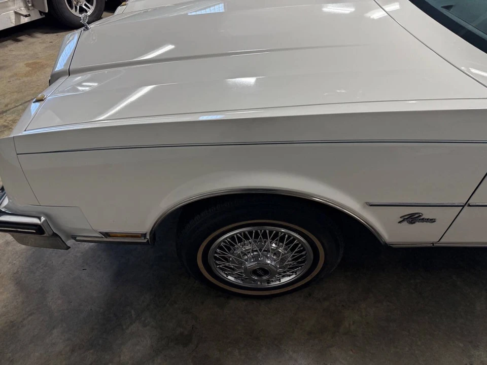 1985 Buick Riviera 4th-7th Gen - Image 18 of 21