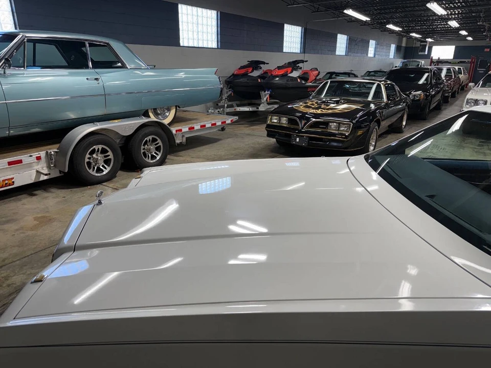 1985 Buick Riviera 4th-7th Gen - Image 17 of 21