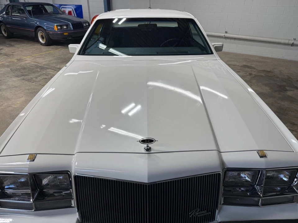 1985 Buick Riviera 4th-7th Gen - Image 13 of 21