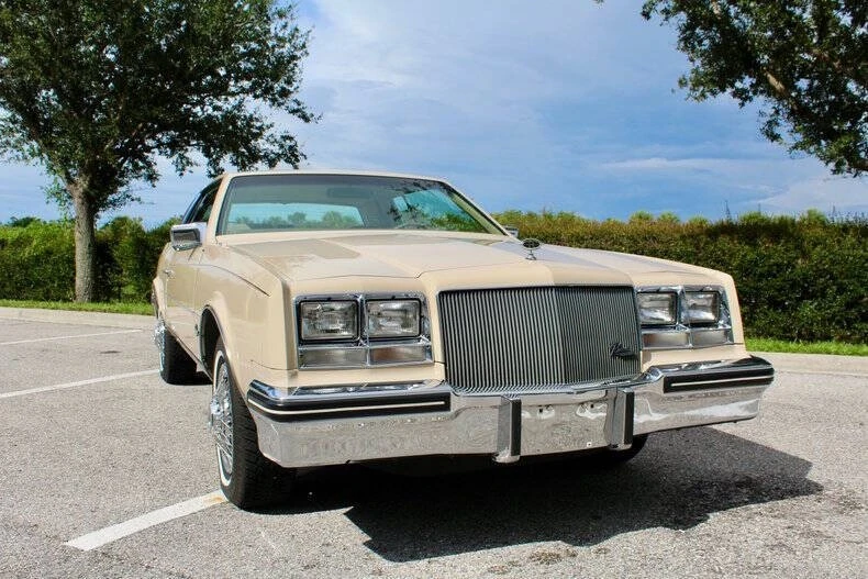 1985 Buick Riviera 4th-7th Gen - Image 5 of 12