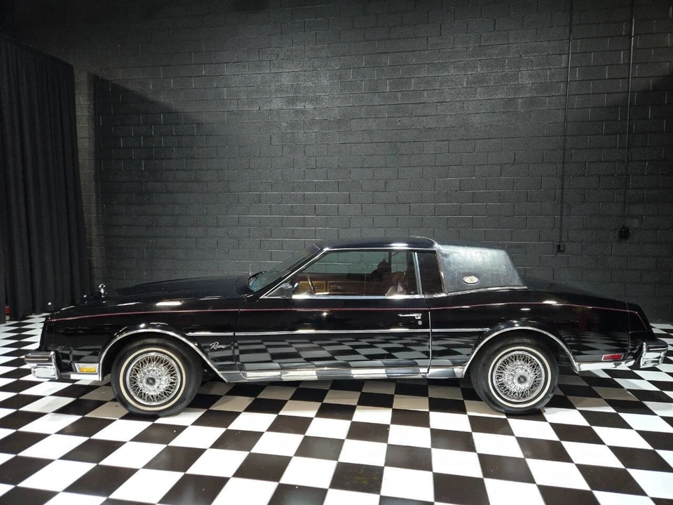 1985 Buick Riviera 4th-7th Gen - Image 3 of 21