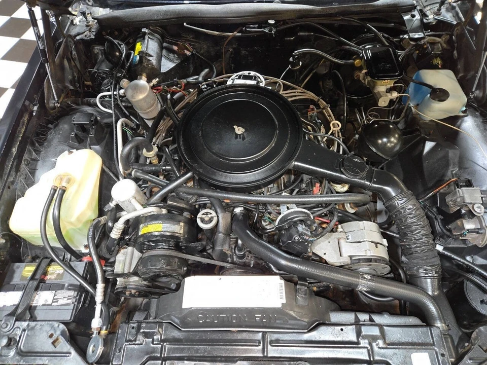 1985 Buick Riviera 4th-7th Gen - Image 9 of 21