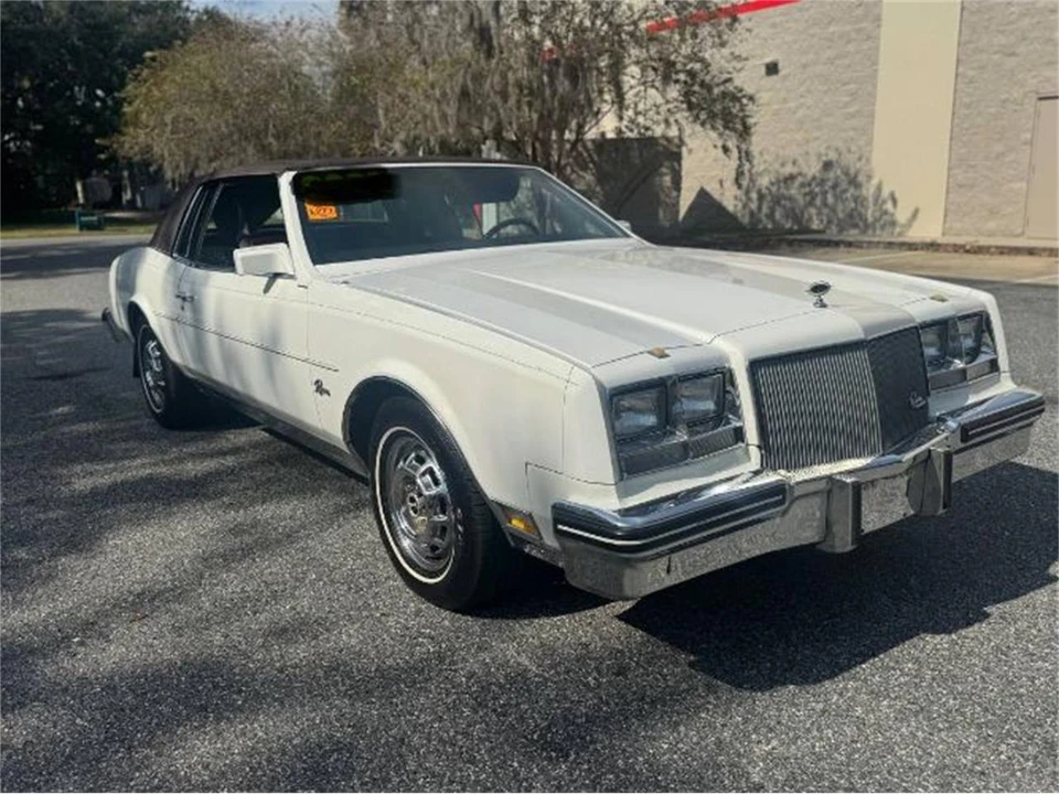 1985 Buick Riviera 4th-7th Gen - Image 3 of 7