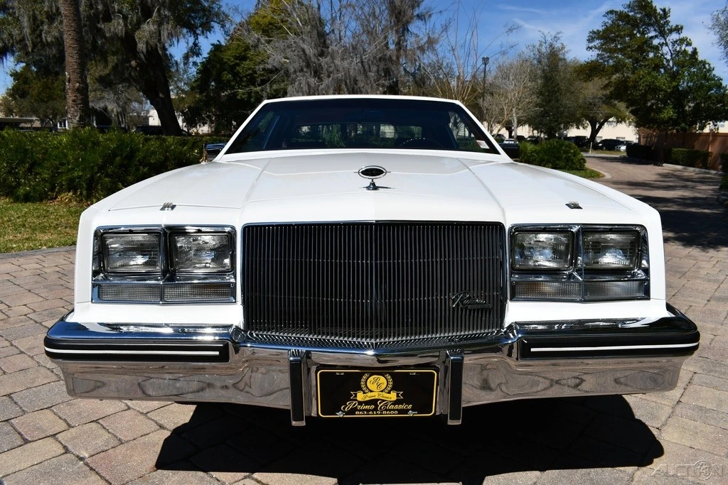 1985 Buick Riviera 4th-7th Gen - Image 8 of 24