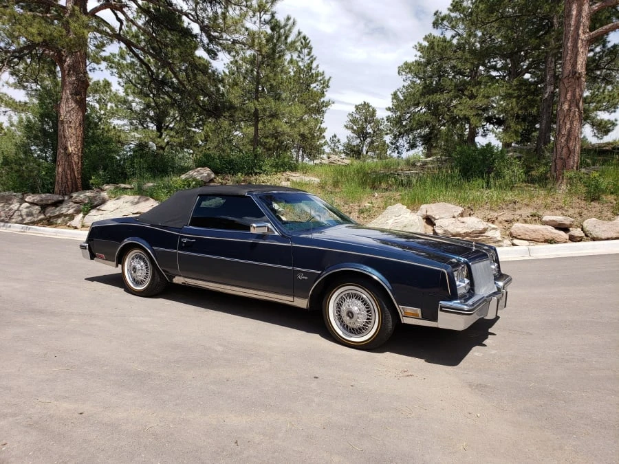 1985 Buick Riviera 4th-7th Gen - Image 2 of 12