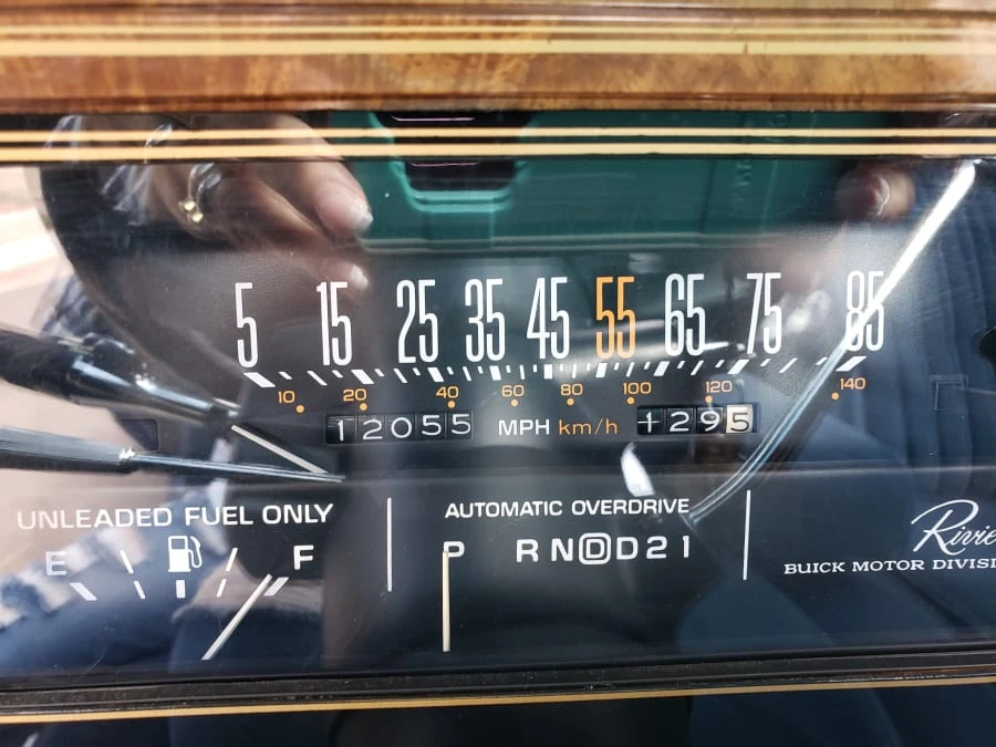 1985 Buick Riviera 4th-7th Gen - Image 5 of 12