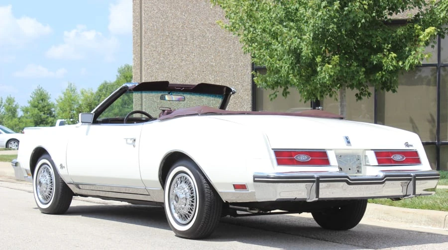1985 Buick Riviera 4th-7th Gen - Image 2 of 7