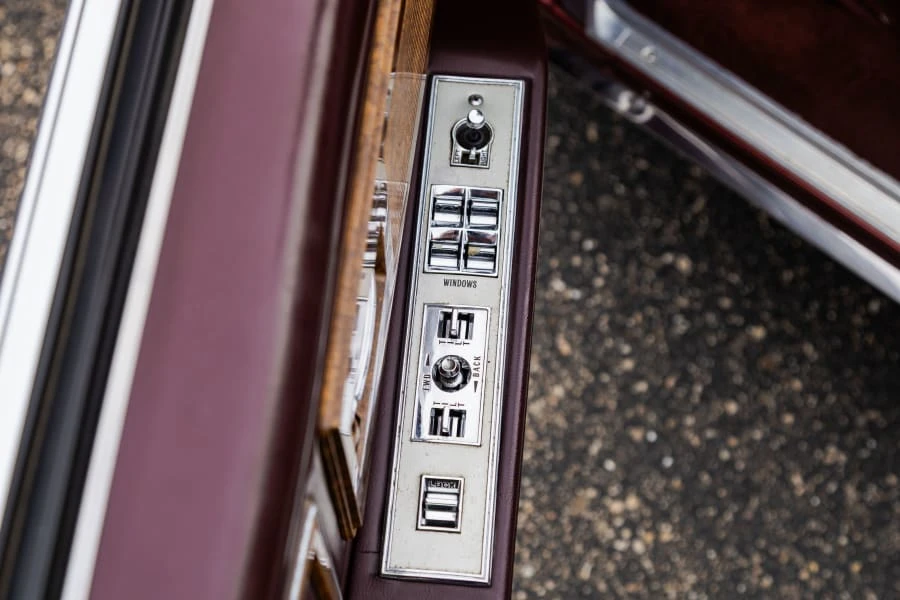 1985 Buick Riviera 4th-7th Gen - Image 26 of 31