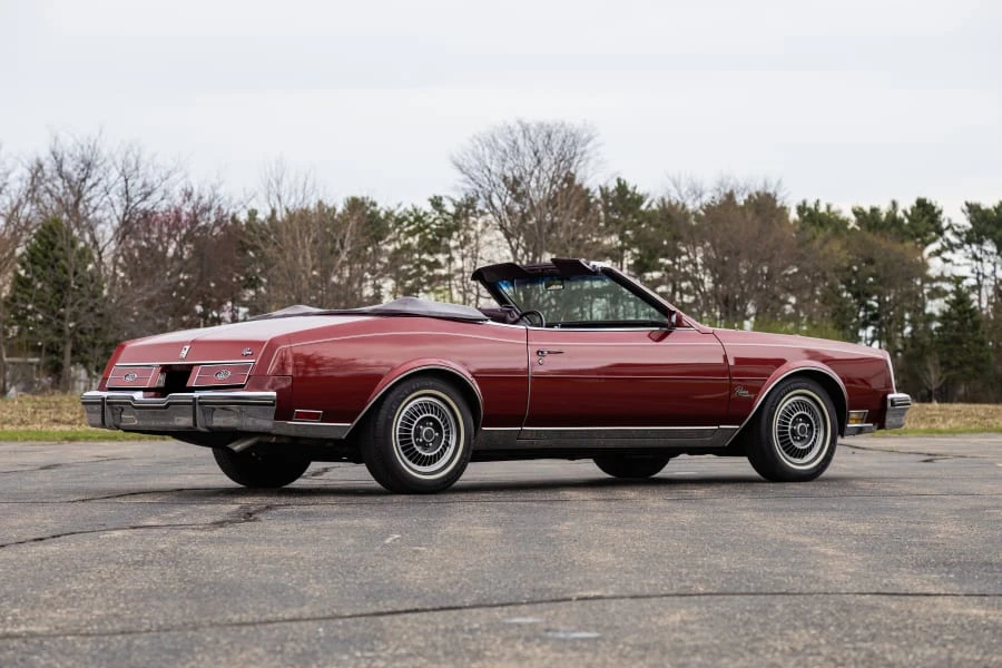 1985 Buick Riviera 4th-7th Gen - Image 3 of 31