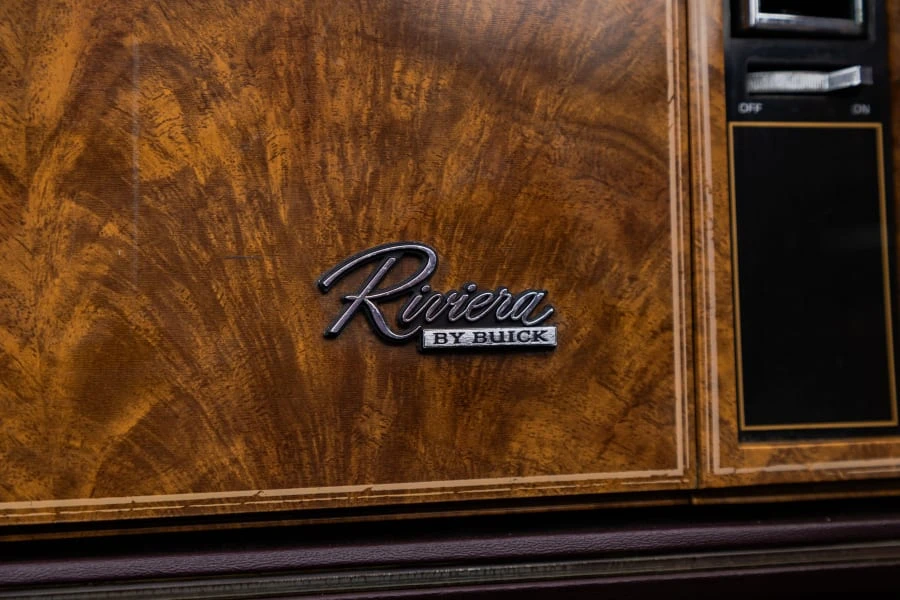 1985 Buick Riviera 4th-7th Gen - Image 30 of 31