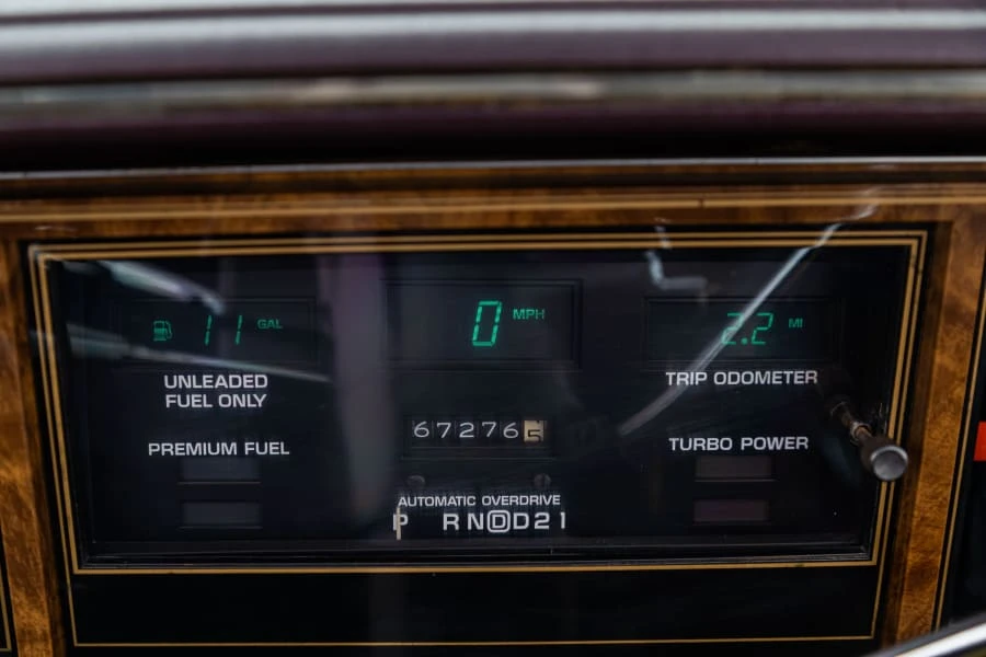 1985 Buick Riviera 4th-7th Gen - Image 23 of 31