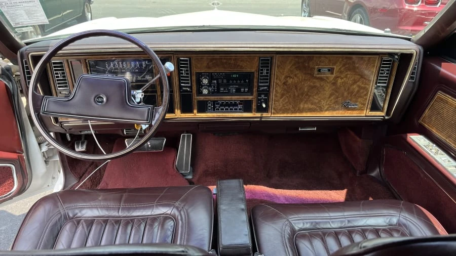 1985 Buick Riviera 4th-7th Gen - Image 8 of 11