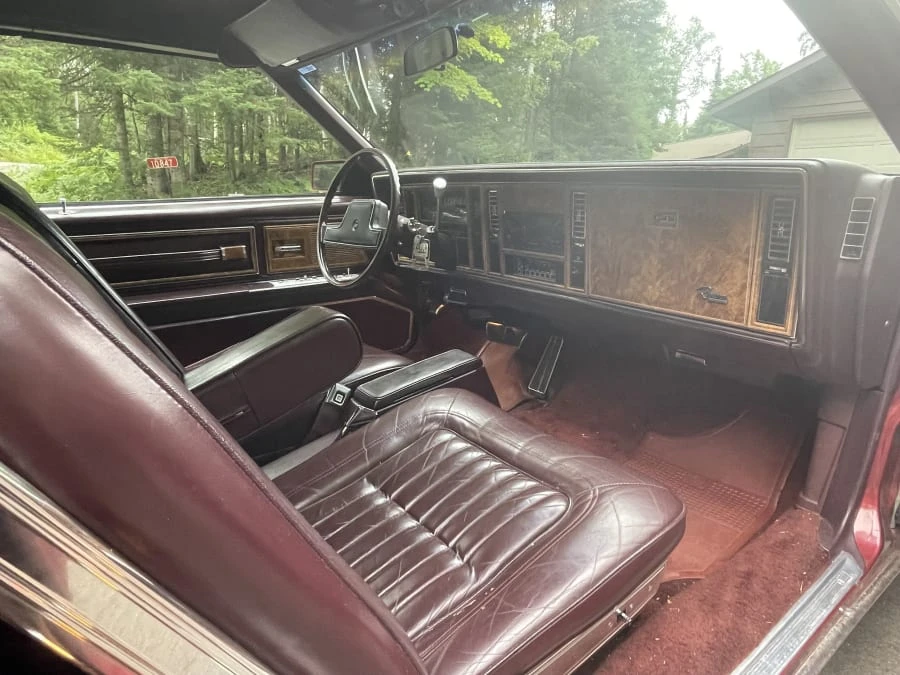 1985 Buick Riviera 4th-7th Gen - Image 19 of 27