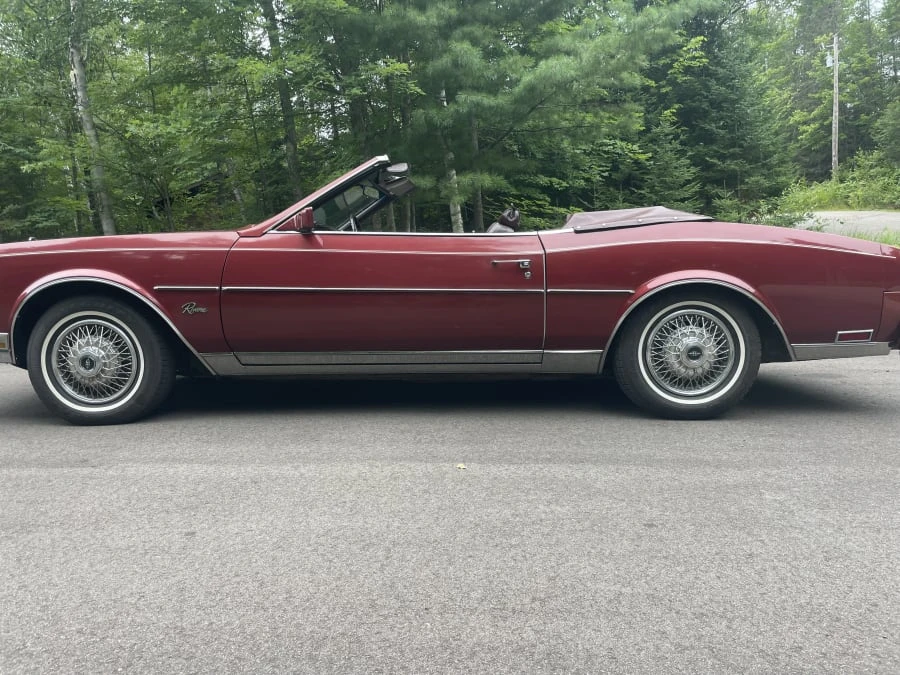 1985 Buick Riviera 4th-7th Gen - Image 10 of 27