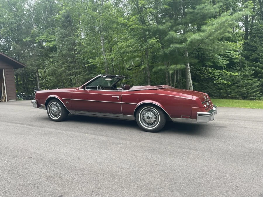 1985 Buick Riviera 4th-7th Gen - Image 18 of 27