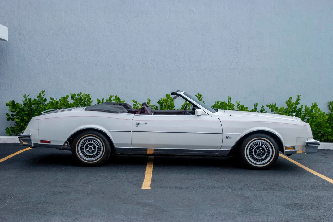 1985 Buick Riviera 4th-7th Gen - Image 21 of 31