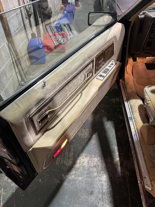 1985 Buick Riviera 4th-7th Gen - Image 15 of 21