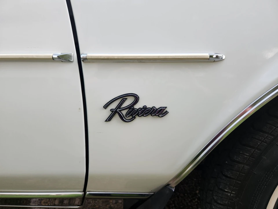1985 Buick Riviera 4th-7th Gen - Image 29 of 31