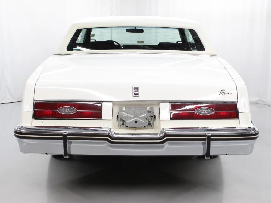 1985 Buick Riviera 4th-7th Gen - Image 7 of 28