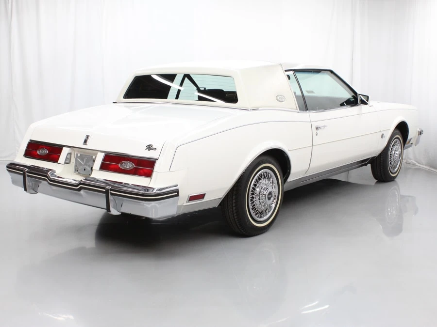 1985 Buick Riviera 4th-7th Gen - Image 8 of 28