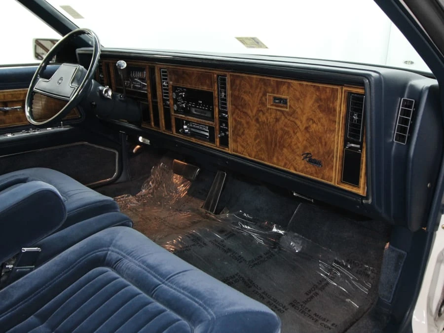 1985 Buick Riviera 4th-7th Gen - Image 15 of 28