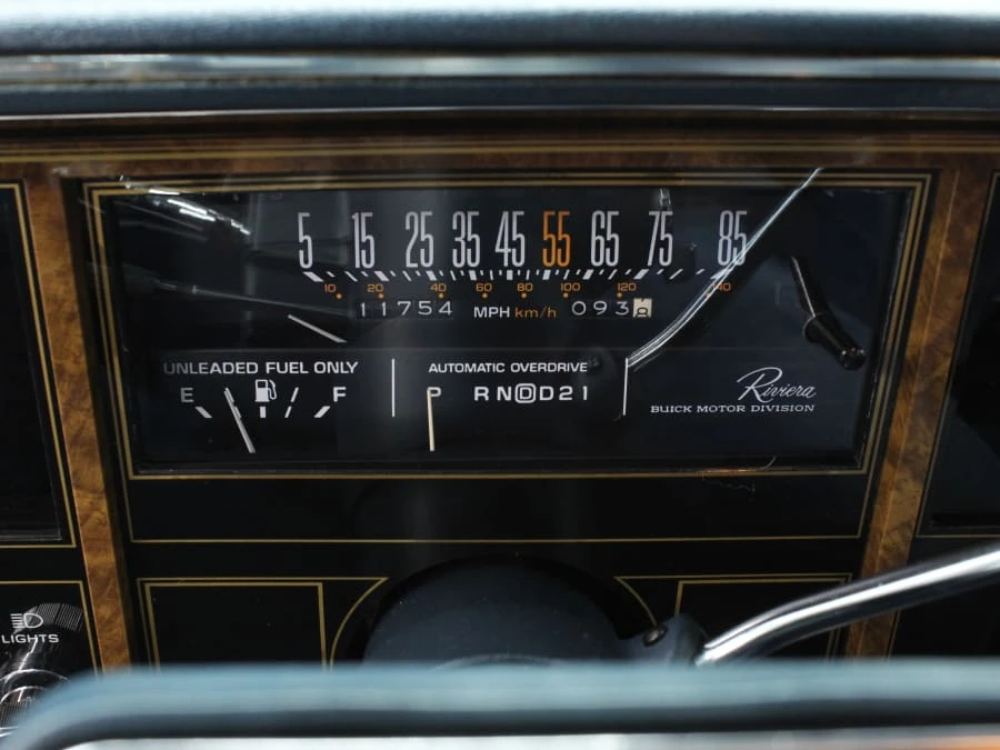 1985 Buick Riviera 4th-7th Gen - Image 18 of 28