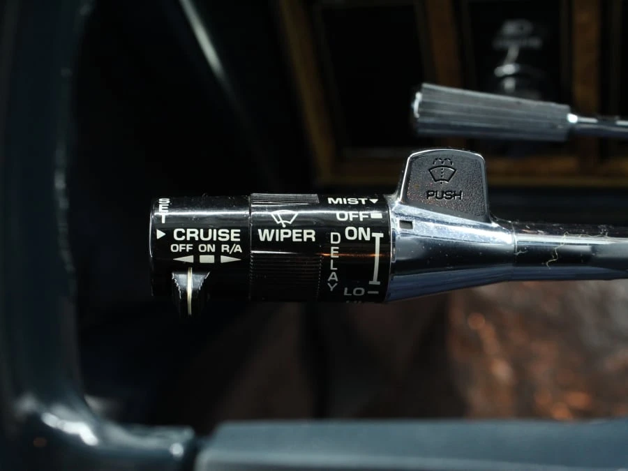 1985 Buick Riviera 4th-7th Gen - Image 20 of 28