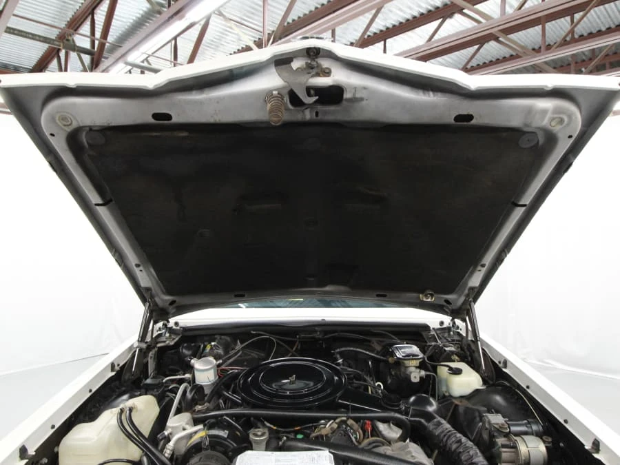 1985 Buick Riviera 4th-7th Gen - Image 26 of 28