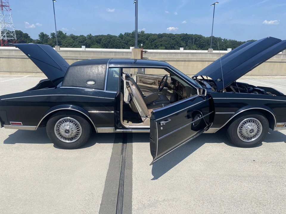 1985 Buick Riviera 4th-7th Gen - Image 21 of 31