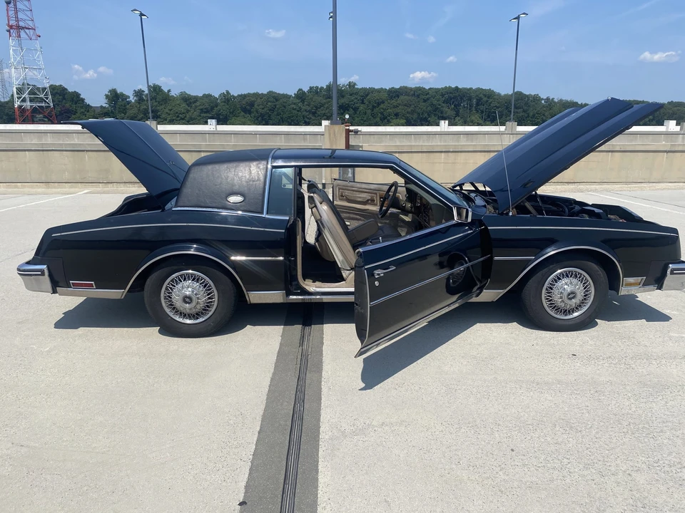 1985 Buick Riviera 4th-7th Gen - Image 22 of 31