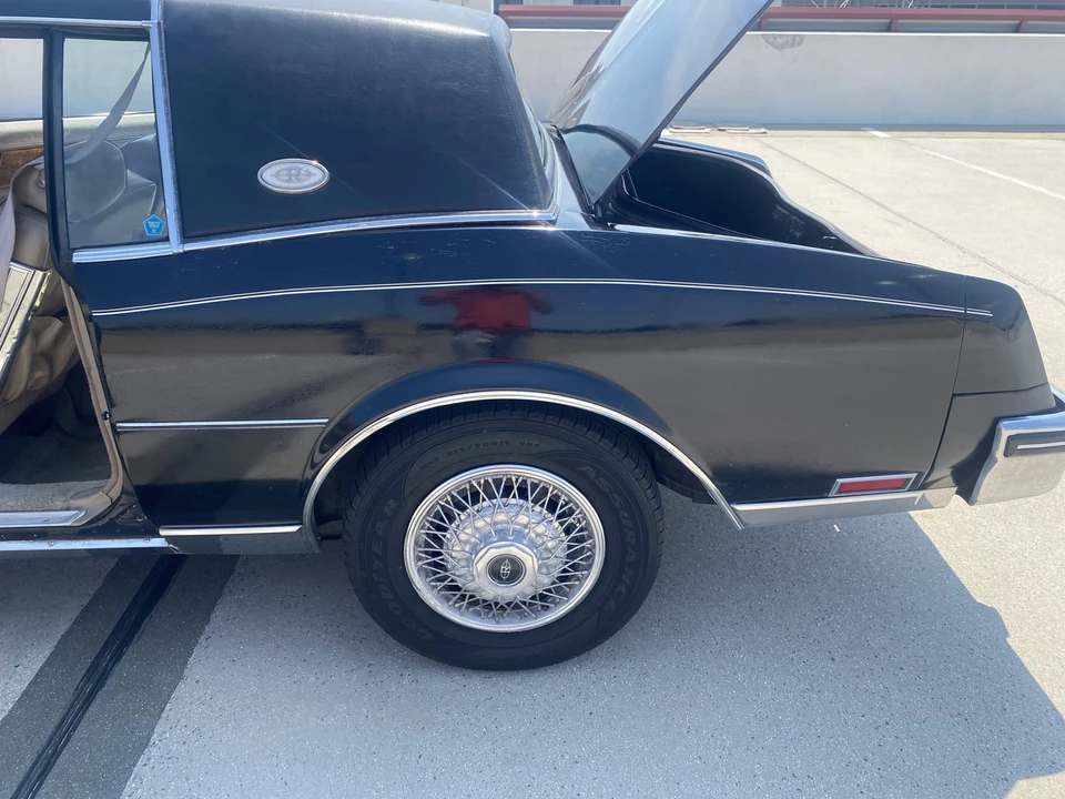 1985 Buick Riviera 4th-7th Gen - Image 30 of 31