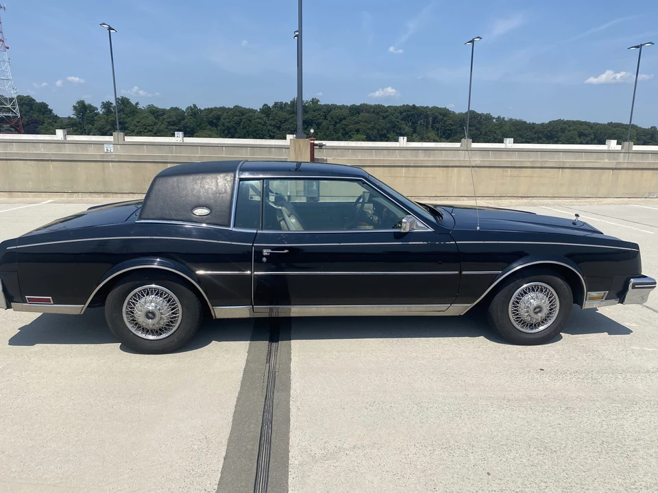 1985 Buick Riviera 4th-7th Gen - Image 11 of 31