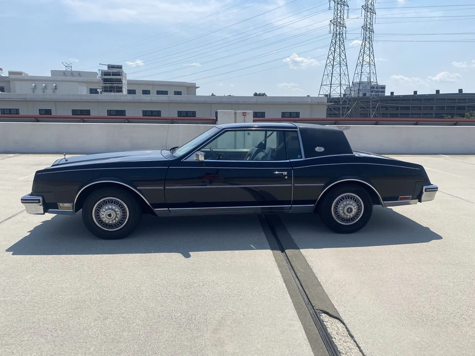1985 Buick Riviera 4th-7th Gen - Image 4 of 31