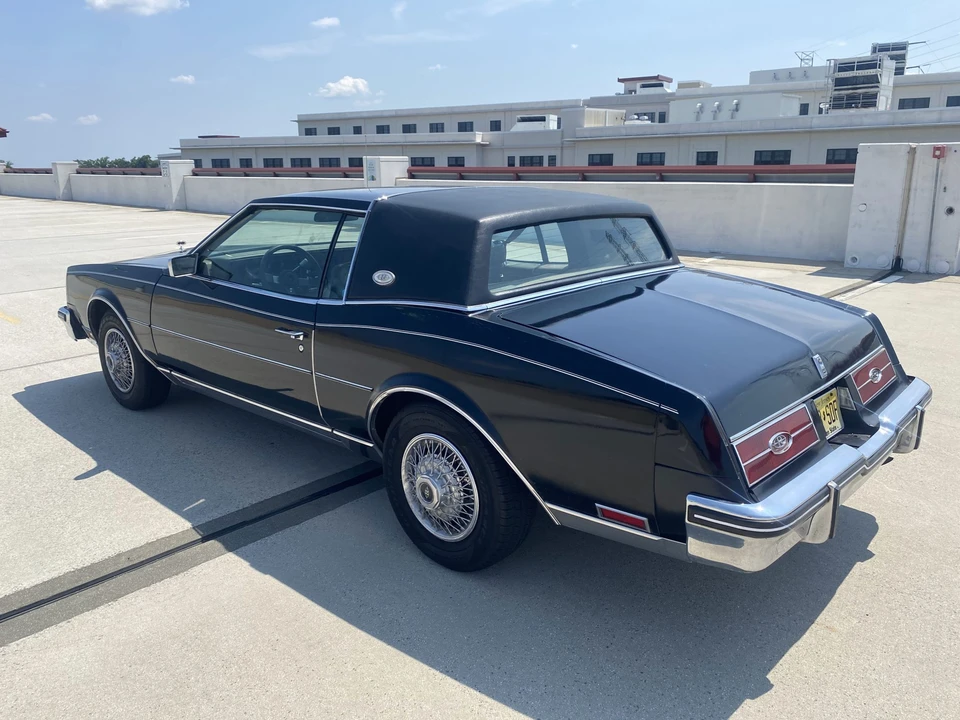 1985 Buick Riviera 4th-7th Gen - Image 5 of 31