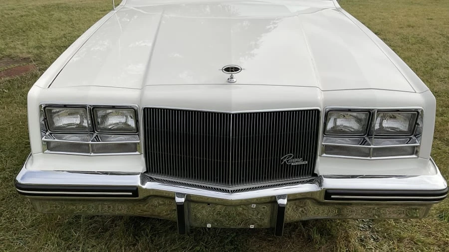 1985 Buick Riviera 4th-7th Gen - Image 3 of 16