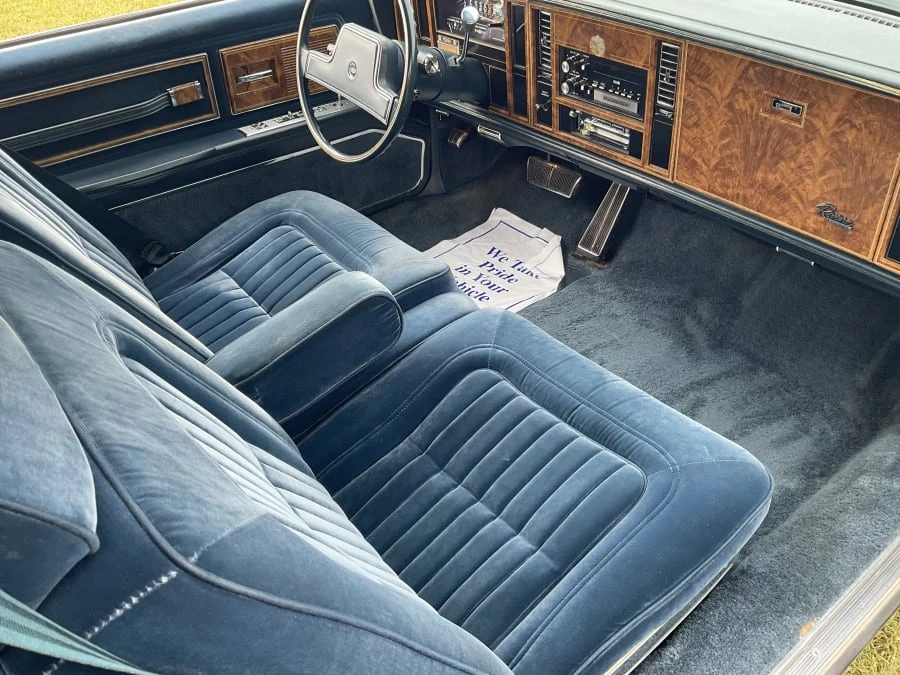 1985 Buick Riviera 4th-7th Gen - Image 13 of 16