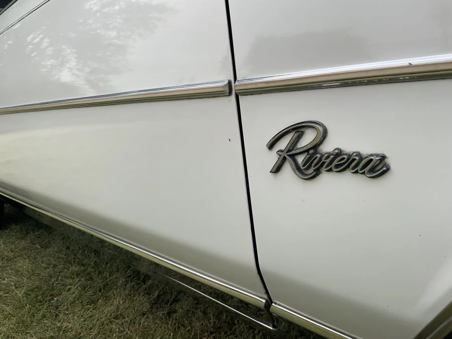 1985 Buick Riviera 4th-7th Gen - Image 6 of 16