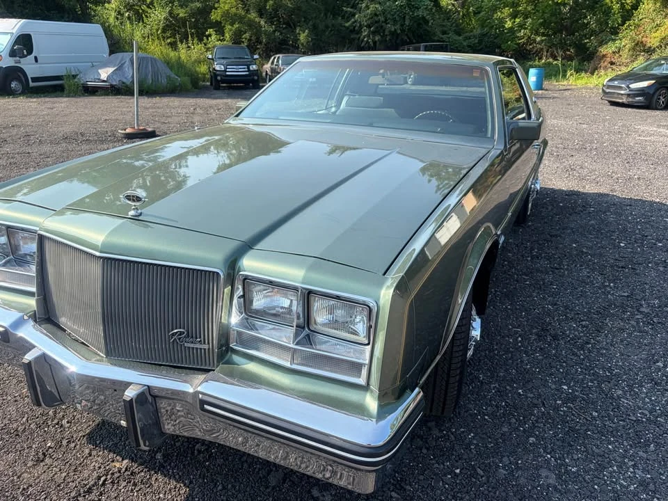 1985 Buick Riviera 4th-7th Gen - Image 5 of 20