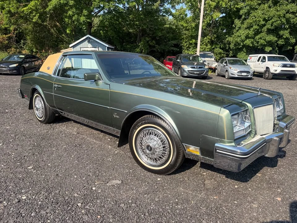 1985 Buick Riviera 4th-7th Gen - Image 8 of 20