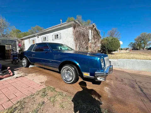 1985 Buick Riviera Coupe 2D