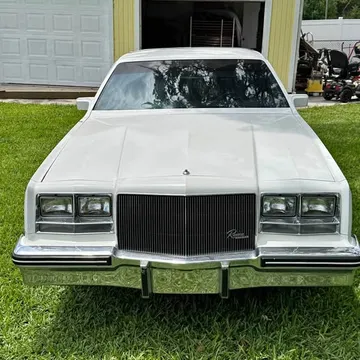 1985 Buick Riviera Coupe 2D