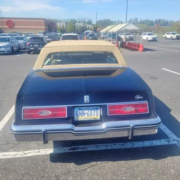 1985 Buick Riviera Coupe 2D