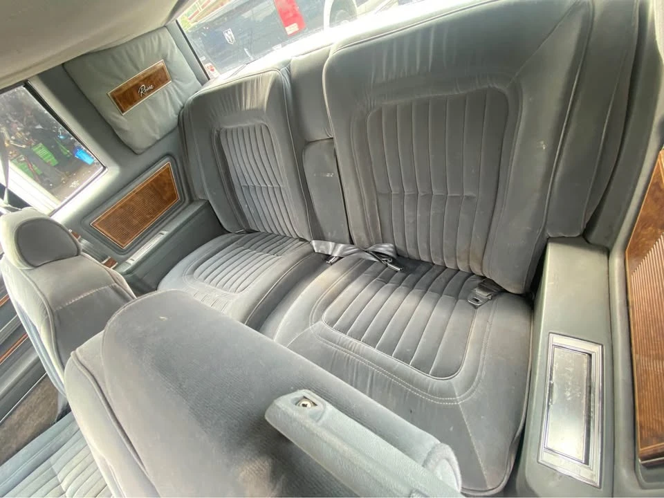 1985 Buick Riviera 4th-7th Gen - Image 6 of 8