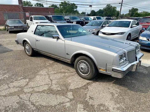 1985 Buick Riviera Coupe 2D