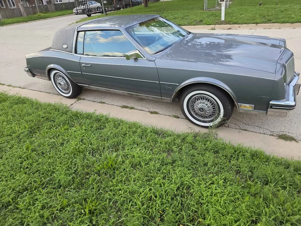 1985 Buick Riviera 4th-7th Gen - Image 13 of 16