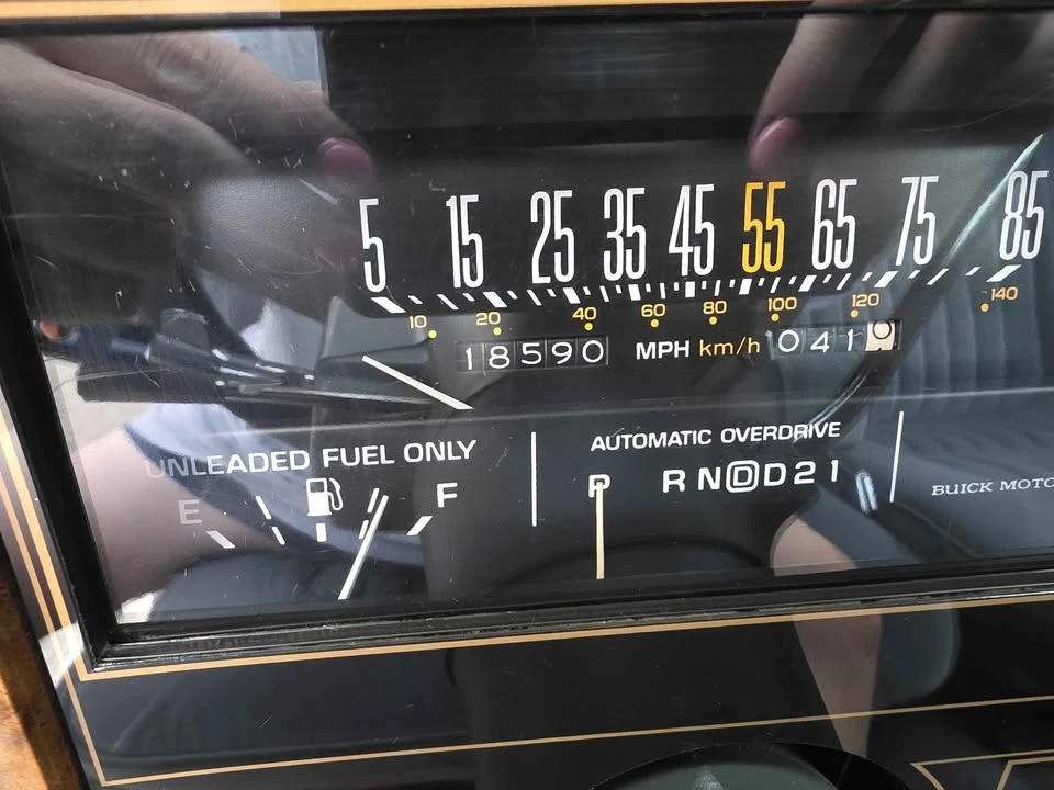 1985 Buick Riviera 4th-7th Gen - Image 6 of 16