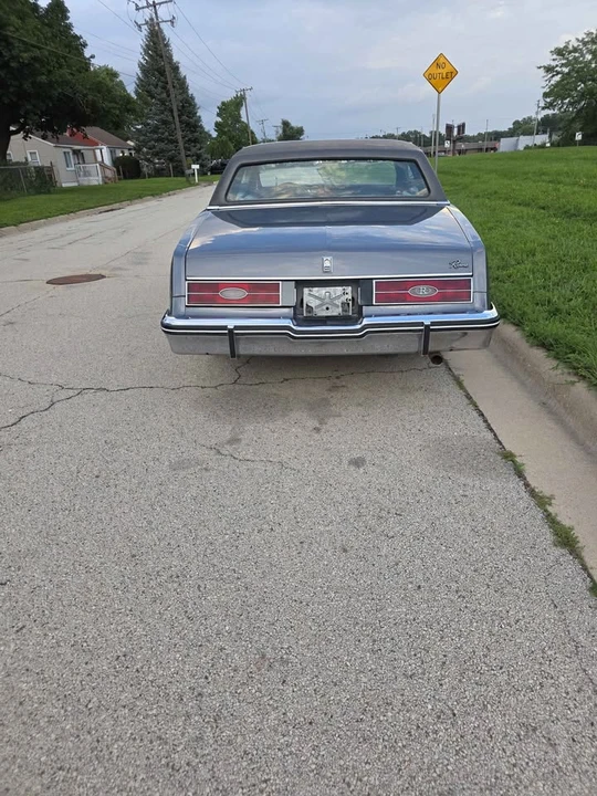 1985 Buick Riviera 4th-7th Gen - Image 16 of 16