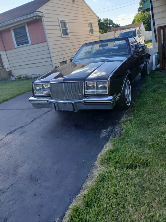 1985 Buick Riviera 4th-7th Gen - Image 11 of 20