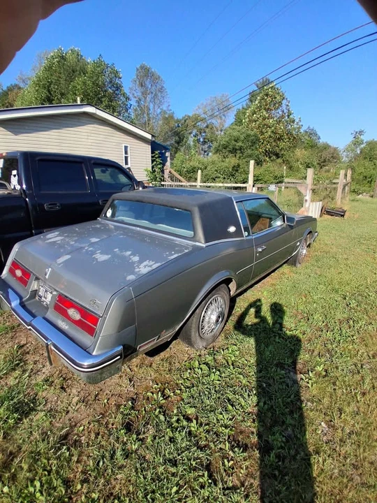 1985 Buick Riviera 4th-7th Gen - Image 3 of 8